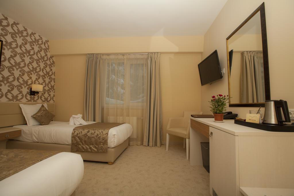 Family Hotel Saint George Sofia Room photo